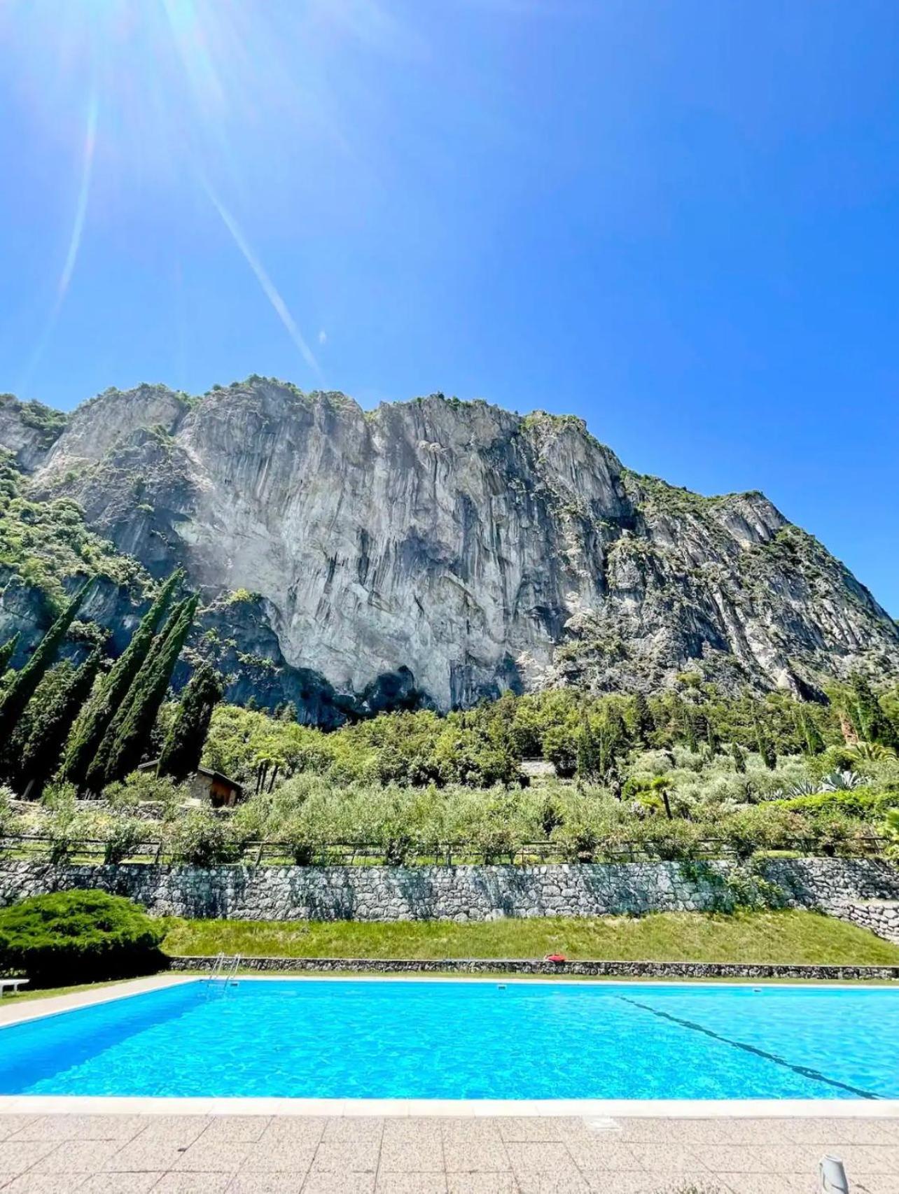 Casa Segantini - Panorama Pool Apartment Gavazzo Nuova Bagian luar foto