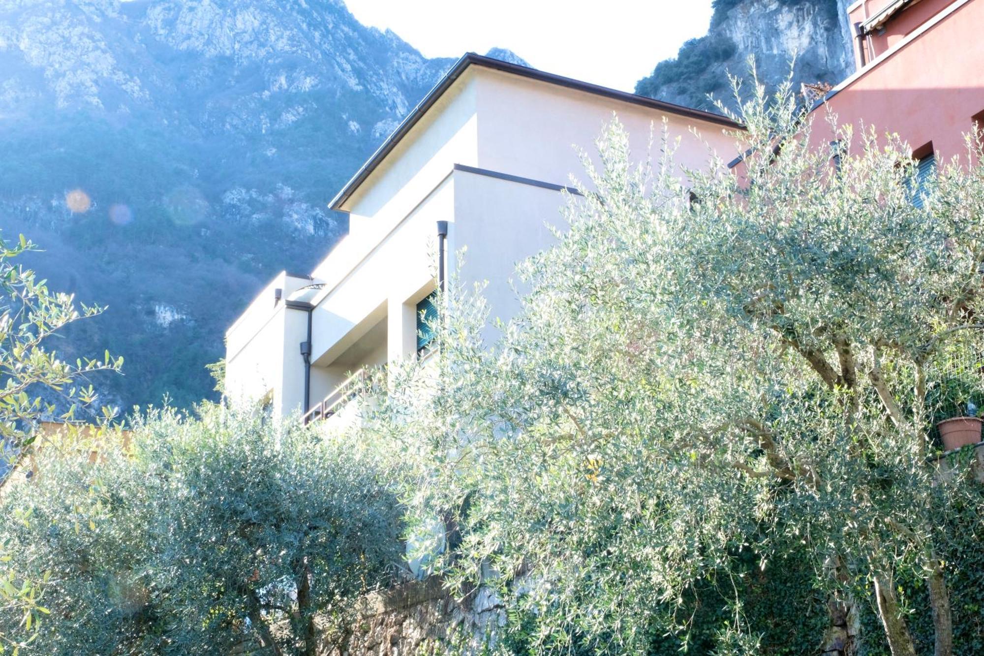 Casa Segantini - Panorama Pool Apartment Gavazzo Nuova Bagian luar foto